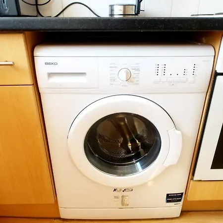 公寓 Mycityhaven Spacious And Flexible Sleeps 6 布里斯托